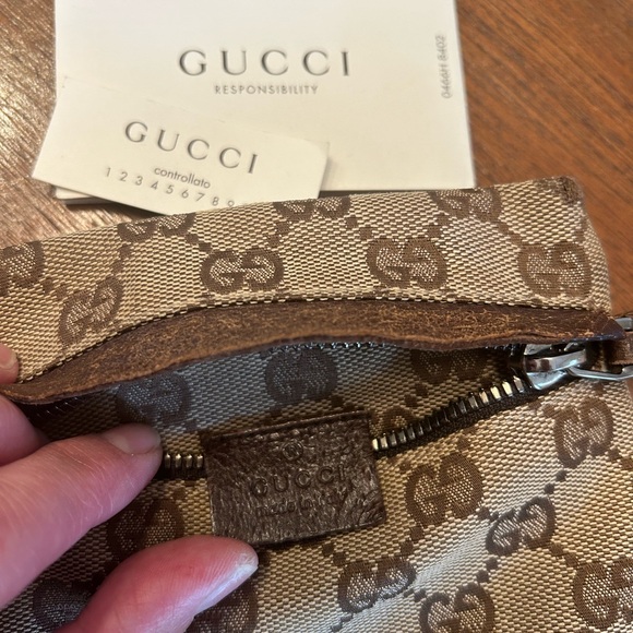 Gucci Brown Monogram Belt Bag - Picture 16 of 16